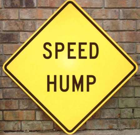 speed_hump_signs.jpg